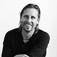 EXPAND YOUR PERCEPTION WITH DR. BEAU LOTTO: The neuroscience of how creativity, resilience and adapt