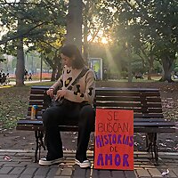 Se buscan historias de amor
