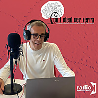 CON I PIEDI PER TERRA