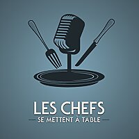 Les chefs se mettent &agrave; table.