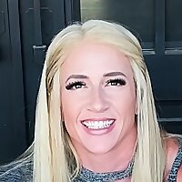 Muscular Woman | Fitness Model