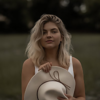 Laurie Douceur