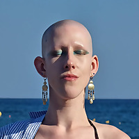 Haircut, Headshave and Bald Fetish Blog