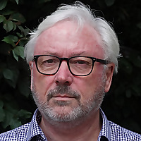Richard J Murphy