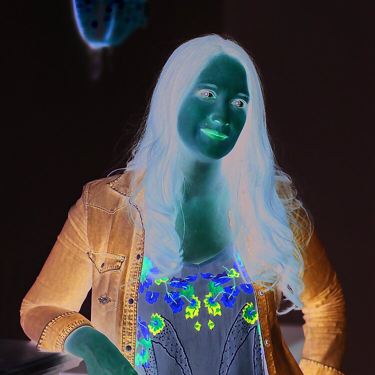 Alison Glass