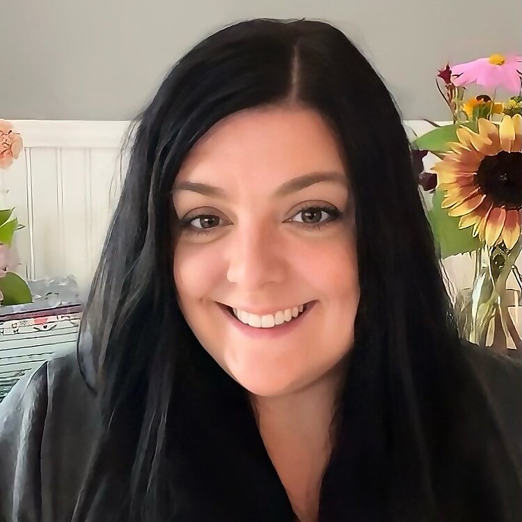 Maureen Cracknell