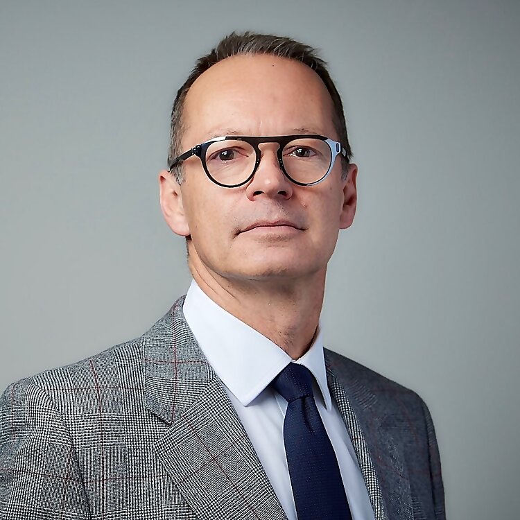 Dr. Andrew K. G. Hildreth