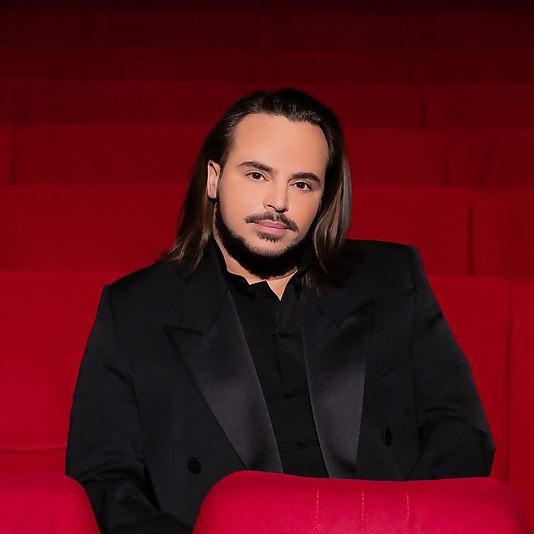 Yanis Marshall