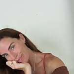 Carly Rowena