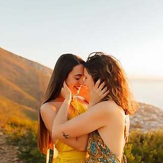 Danielle & Anna Parlagreco 
