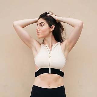 Dana Levit