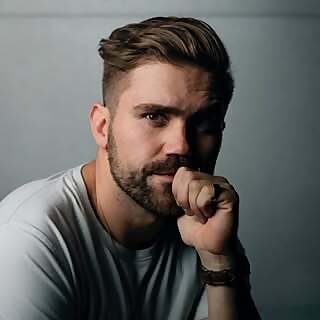 Chris Hau
