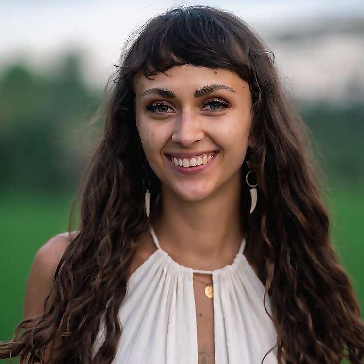 Laura Grosch 