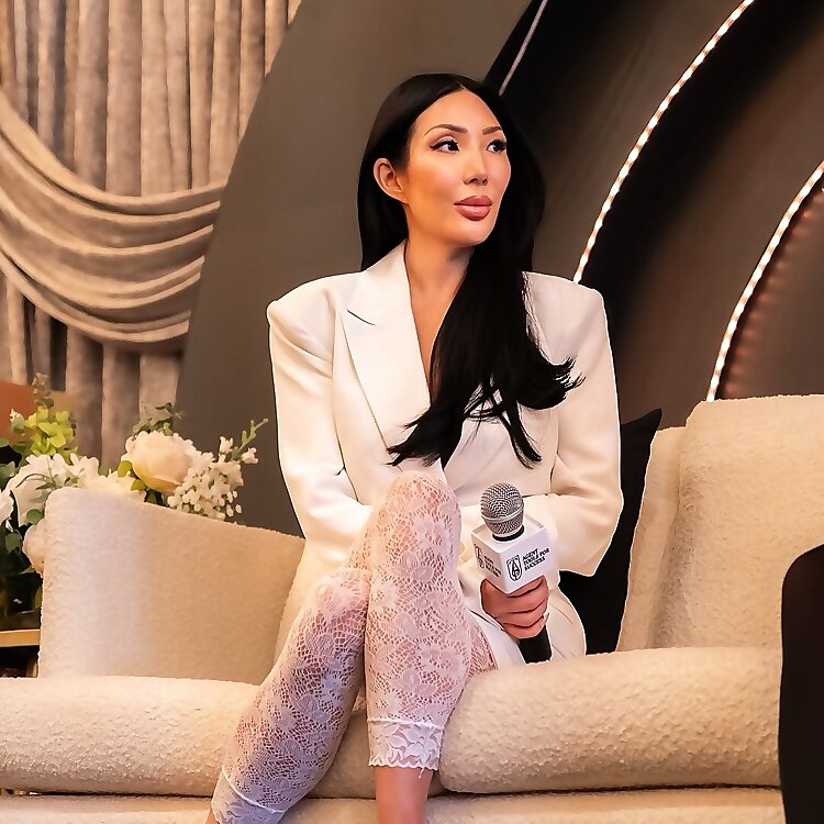 Julia Wang