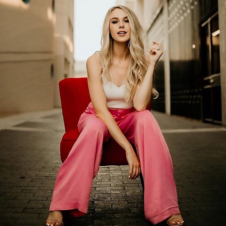 Taylor Rains