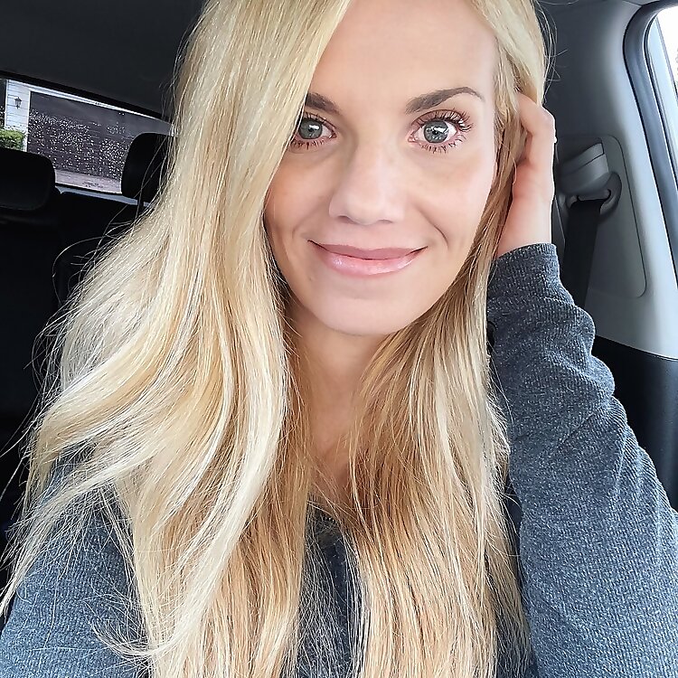Kerri Verna