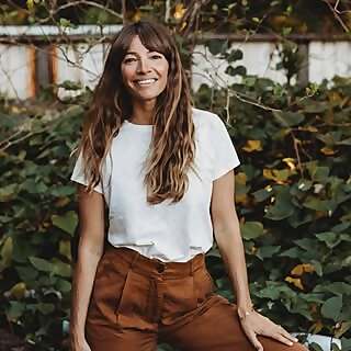 Courtney Adamo