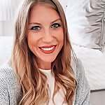 Sarah Knott