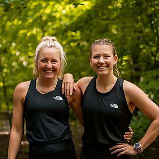 Emily & Hannah