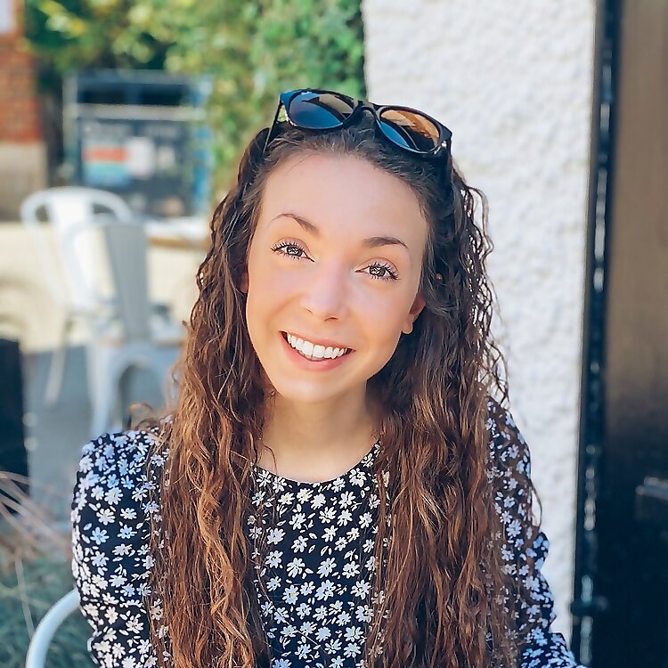 Amy Lanza 
