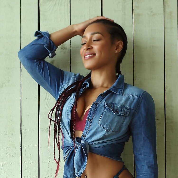 Lita Lewis