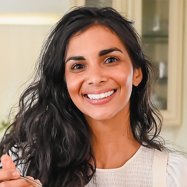 Nisha Vora 