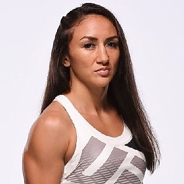 Carla Esparza