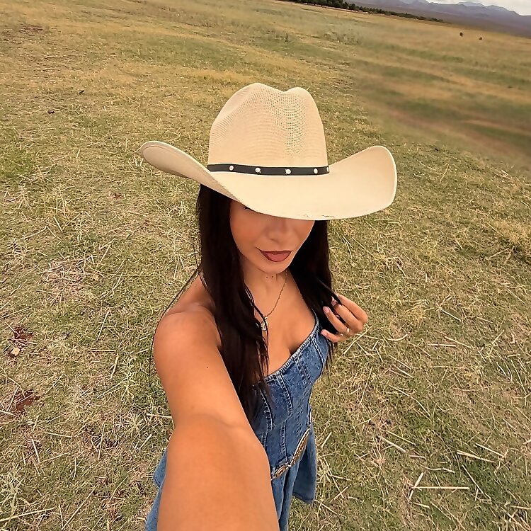 Diana Lee Guzman