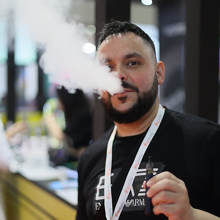 Top 35 Vape Influencers in 2026
