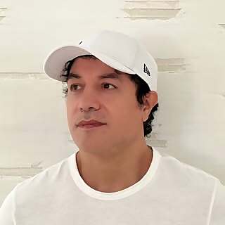 Dr Duval Aloush