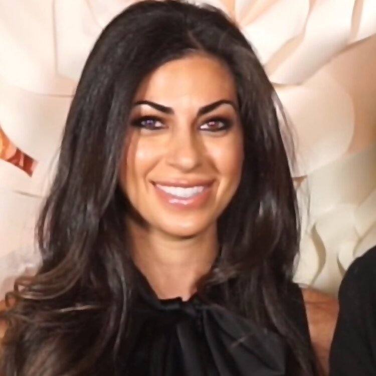 Dr. Desiree Yazdan