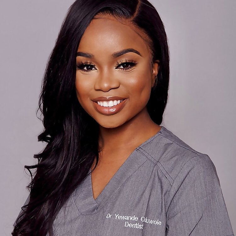Dr Yewande Oduwole