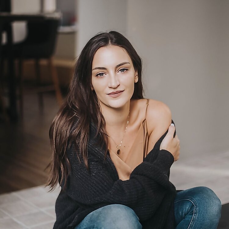 Julia Topaz