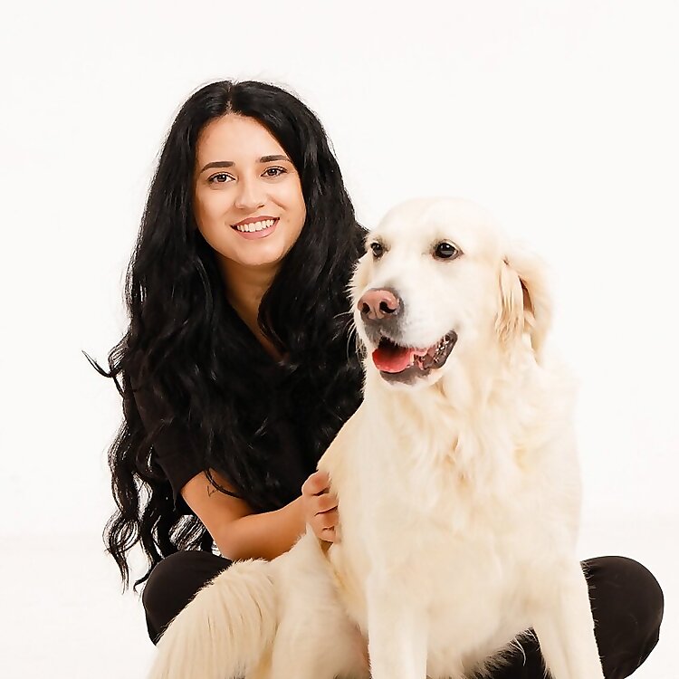 Dr. Carmen Totolici