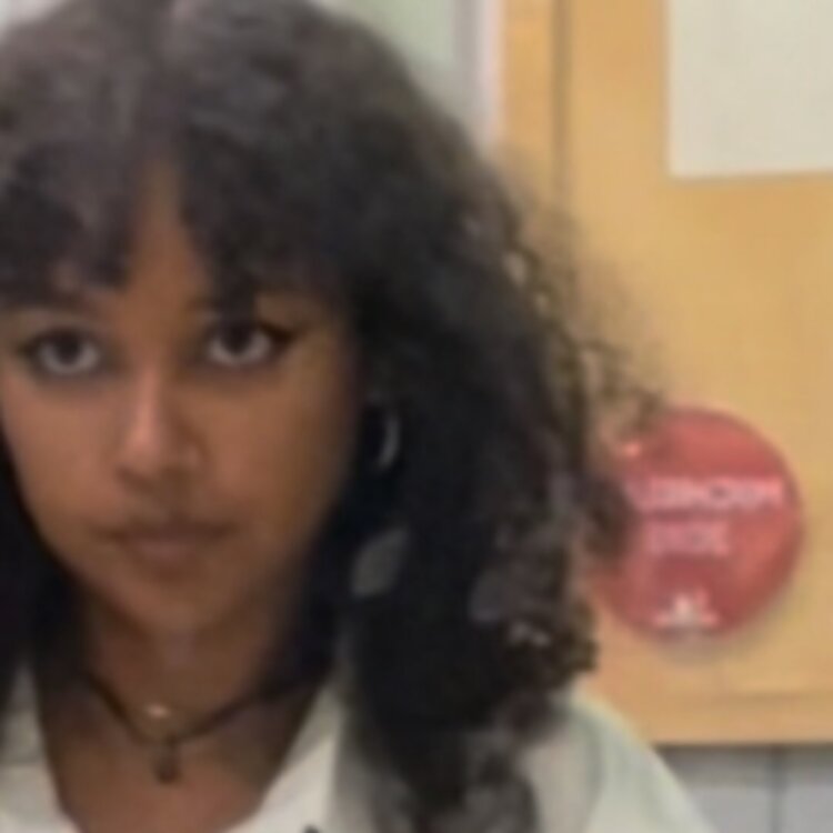 Safia Elhillo