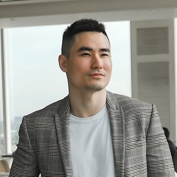 Mikhail Tenazas