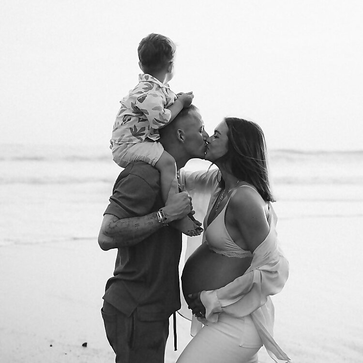 Taylor & Anika Schweigert