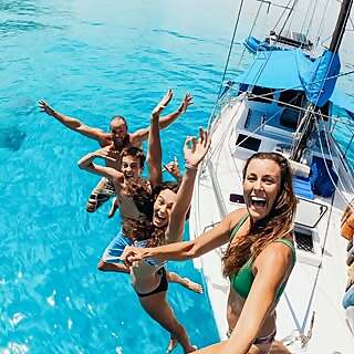 Lee, Sara, Taj & Bella