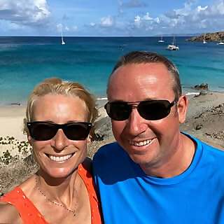 Simon, Kim & Sienna Brown