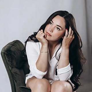 Gaby Schloesser Bayardo