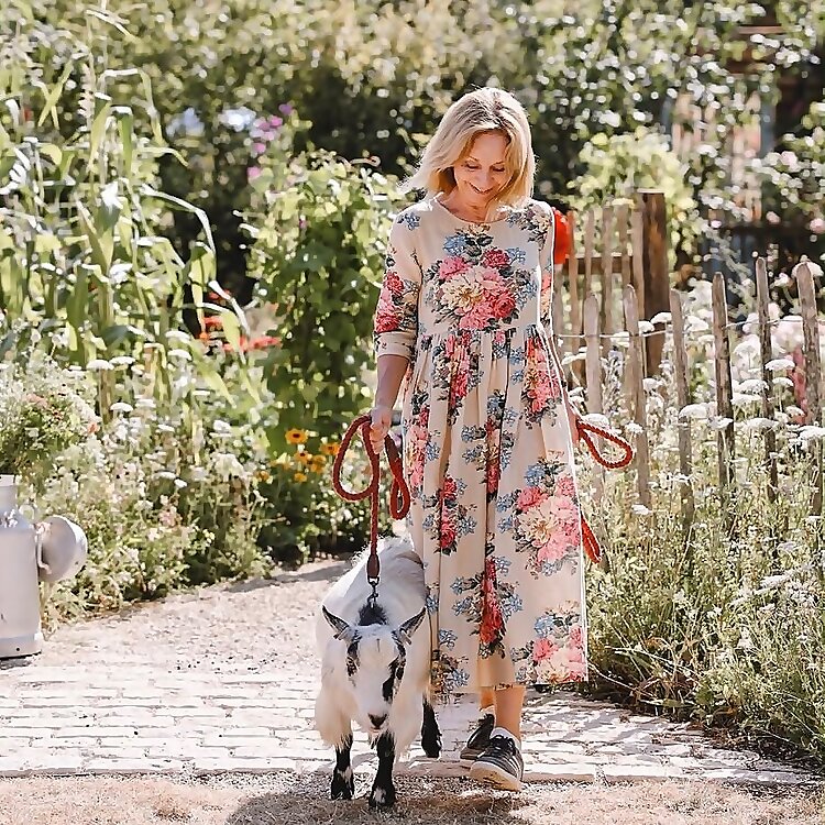 Jo Thompson