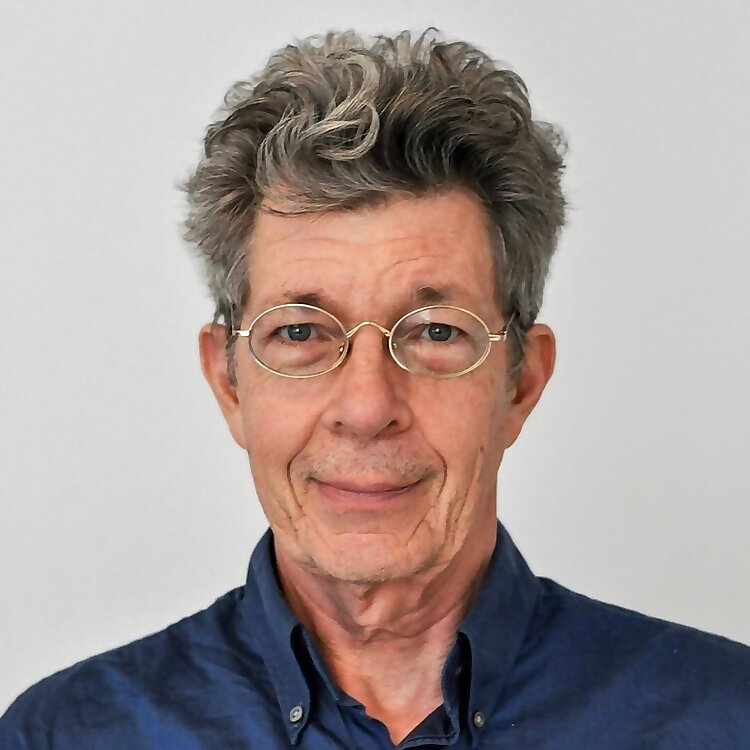 Dr. Robert Svoboda