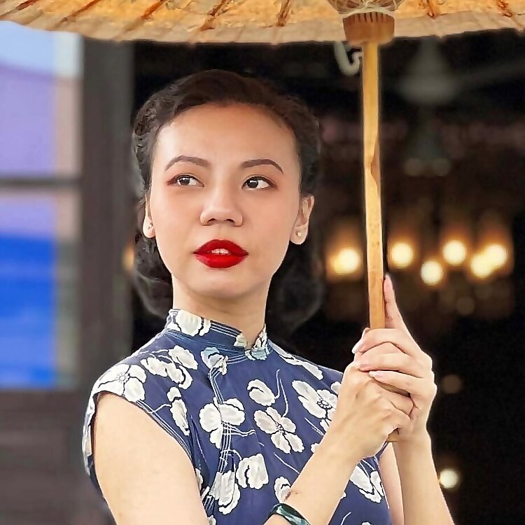 Suzanne Lim