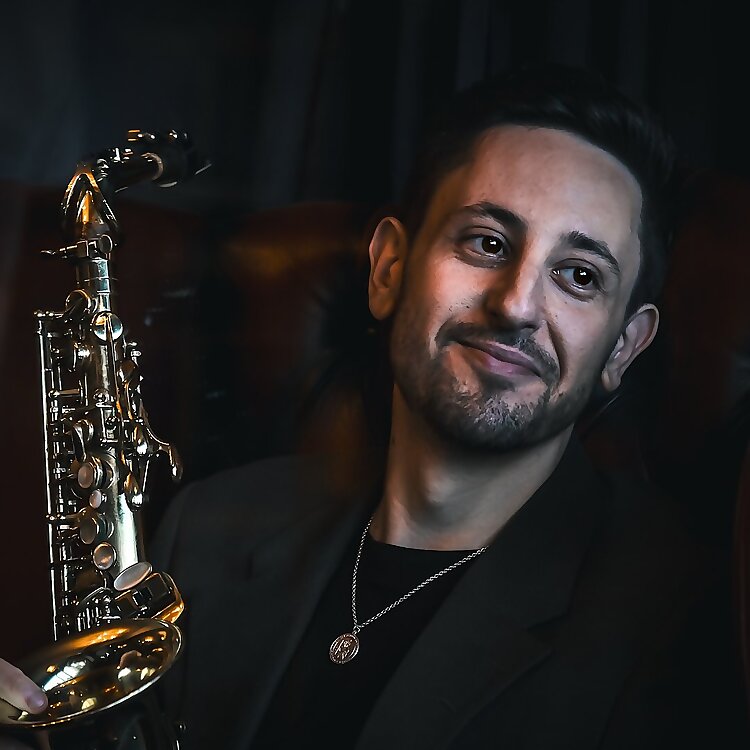 Max Restaino