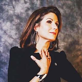 Stephanie J Block-Arcelus