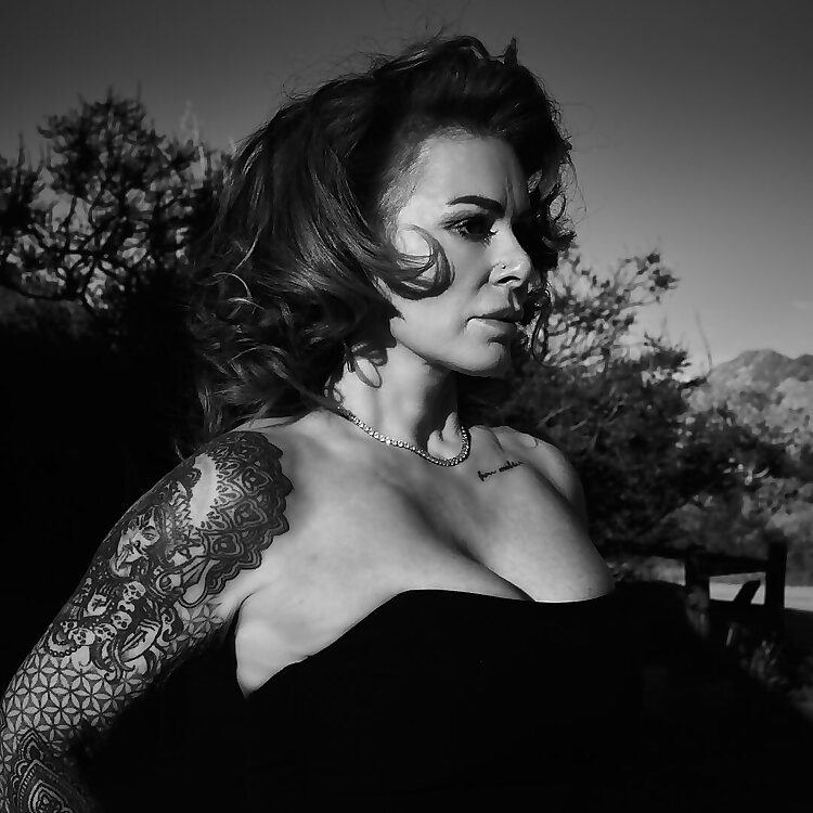 Star Monroe. Midlife Psychotherapist + Relationship Coach