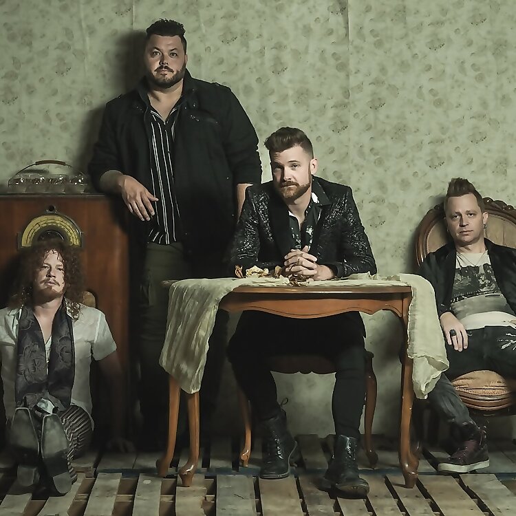 Hinder