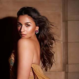 Alia Bhatt 