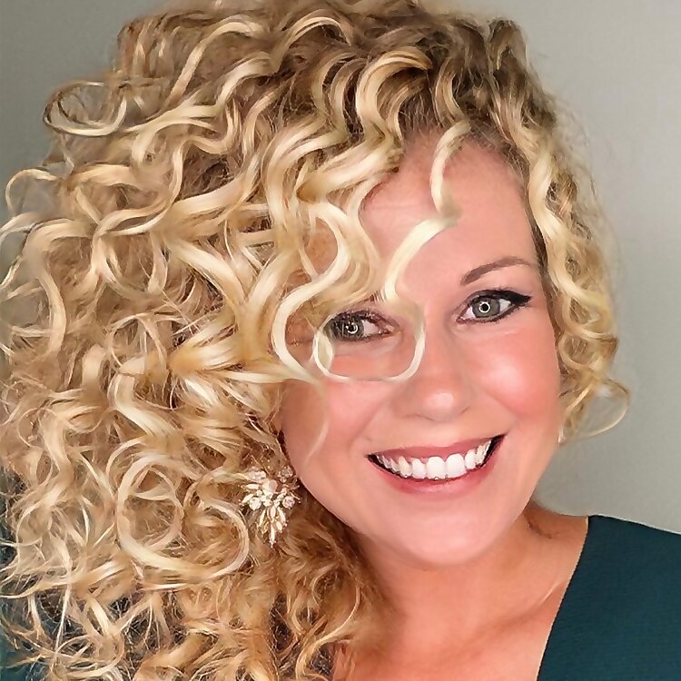 Inge Curls
