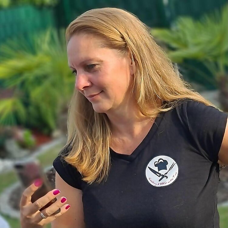 Tina Kirchhoff
